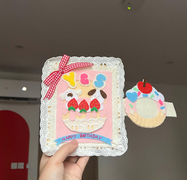 Handmade Kawaii Felt Photo Album: Mini Scrapbook Keepsake