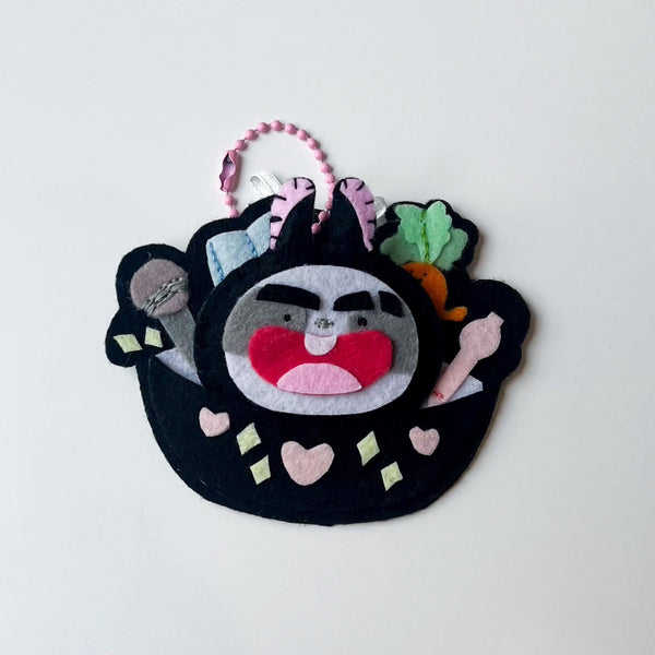 Black Bunny Hotpot Keychain: Detachable Felt Charm