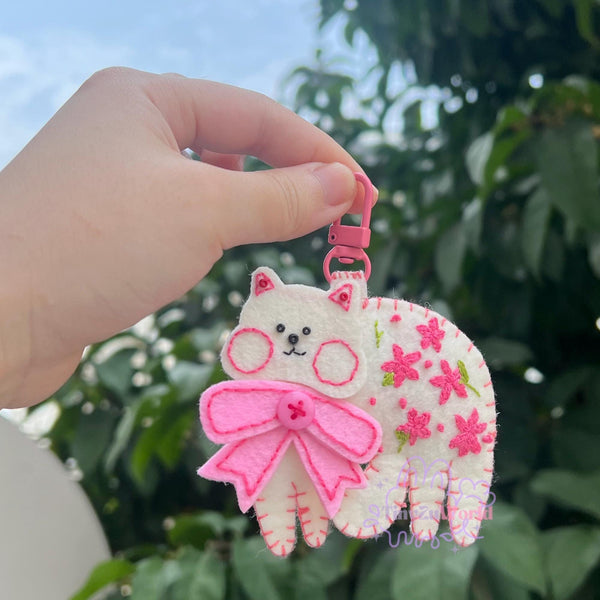 Handmade Felt Cat Keychain: Pink Floral Design