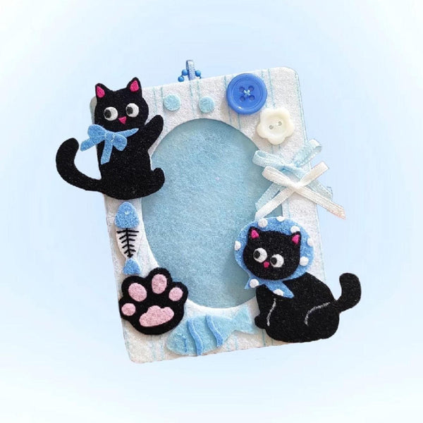 Card Holder Keychain – Handmade Felt Black Cat in Blue & White Tones